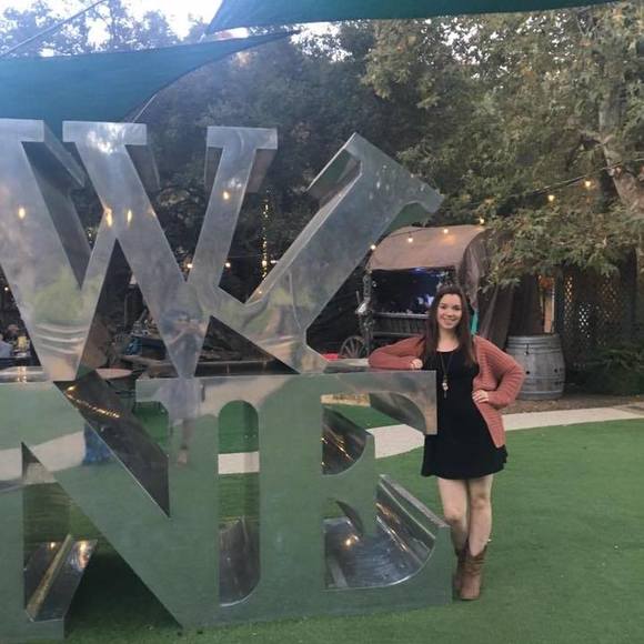 Meet your Posher, Kaci - Picture 1 of 1